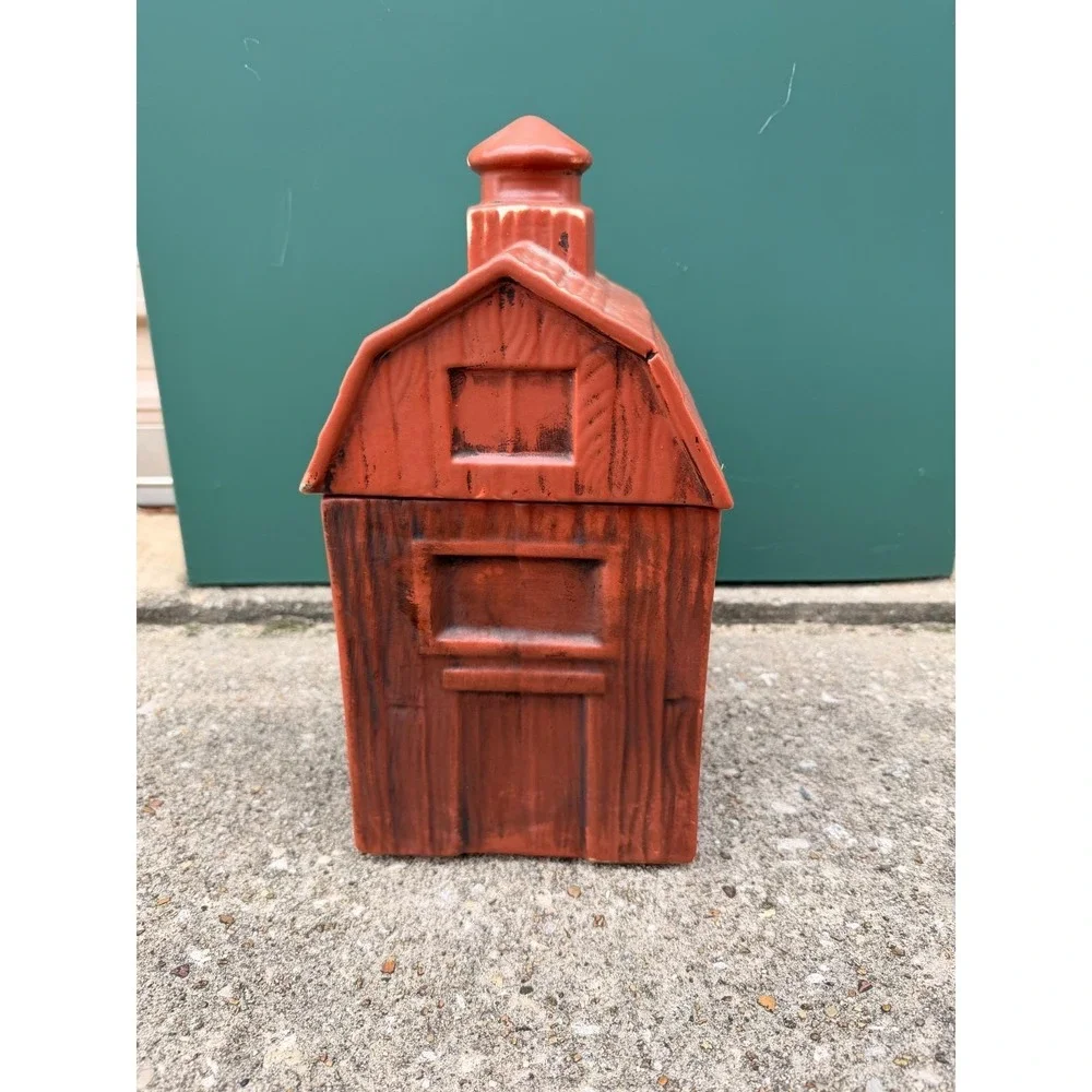 Vintage McCoy Pottery Dutch Treats Brown Farmhouse/Barn Cookie Jar w/Lid‎